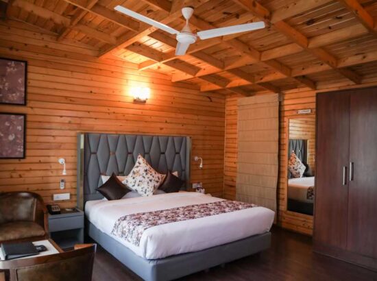 kasauli-hills-resort-super-deluxe-cottage-room-best-luxurious-cottages-and-rooms-in-kasauli